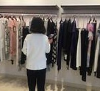 服装生意难做？月入8万的我是这样开服装店的